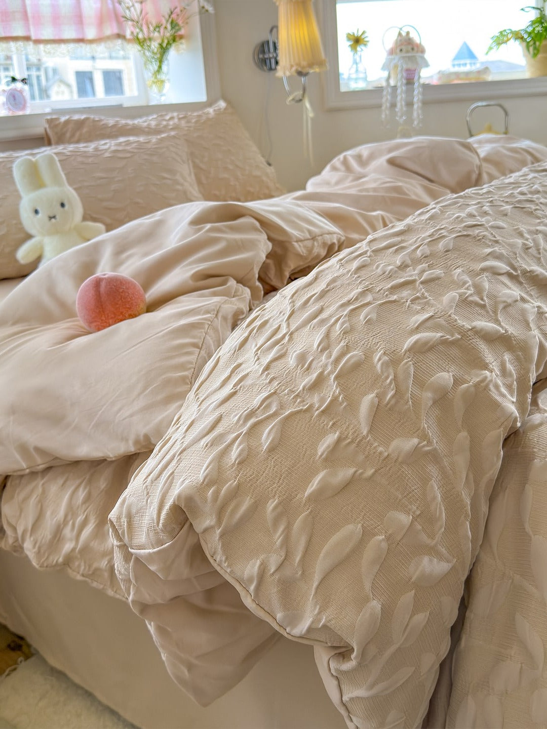 Branch Texture Jacquard Bedding Set original reference image 24