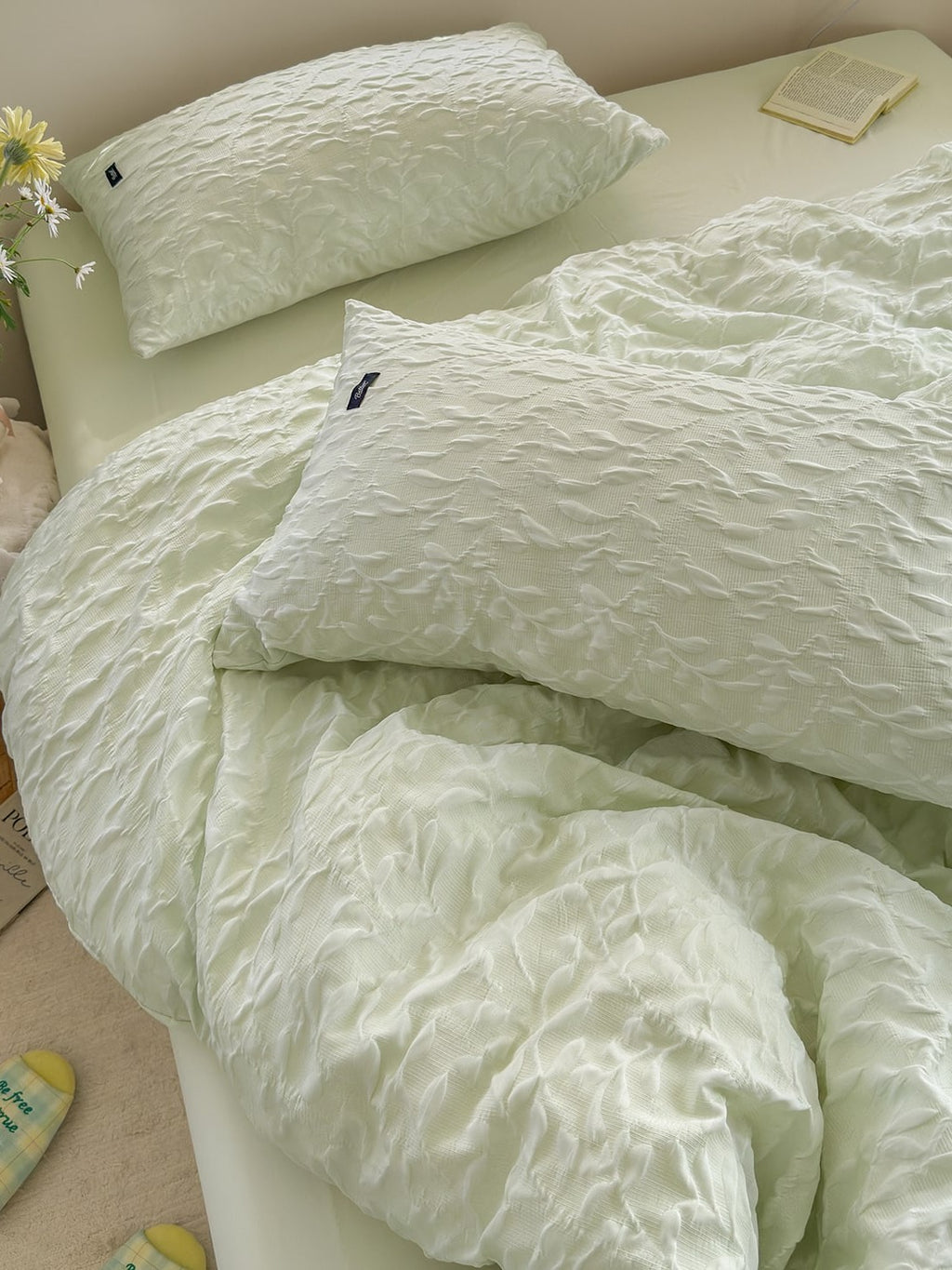 Branch Texture Jacquard Bedding Set original reference image 26