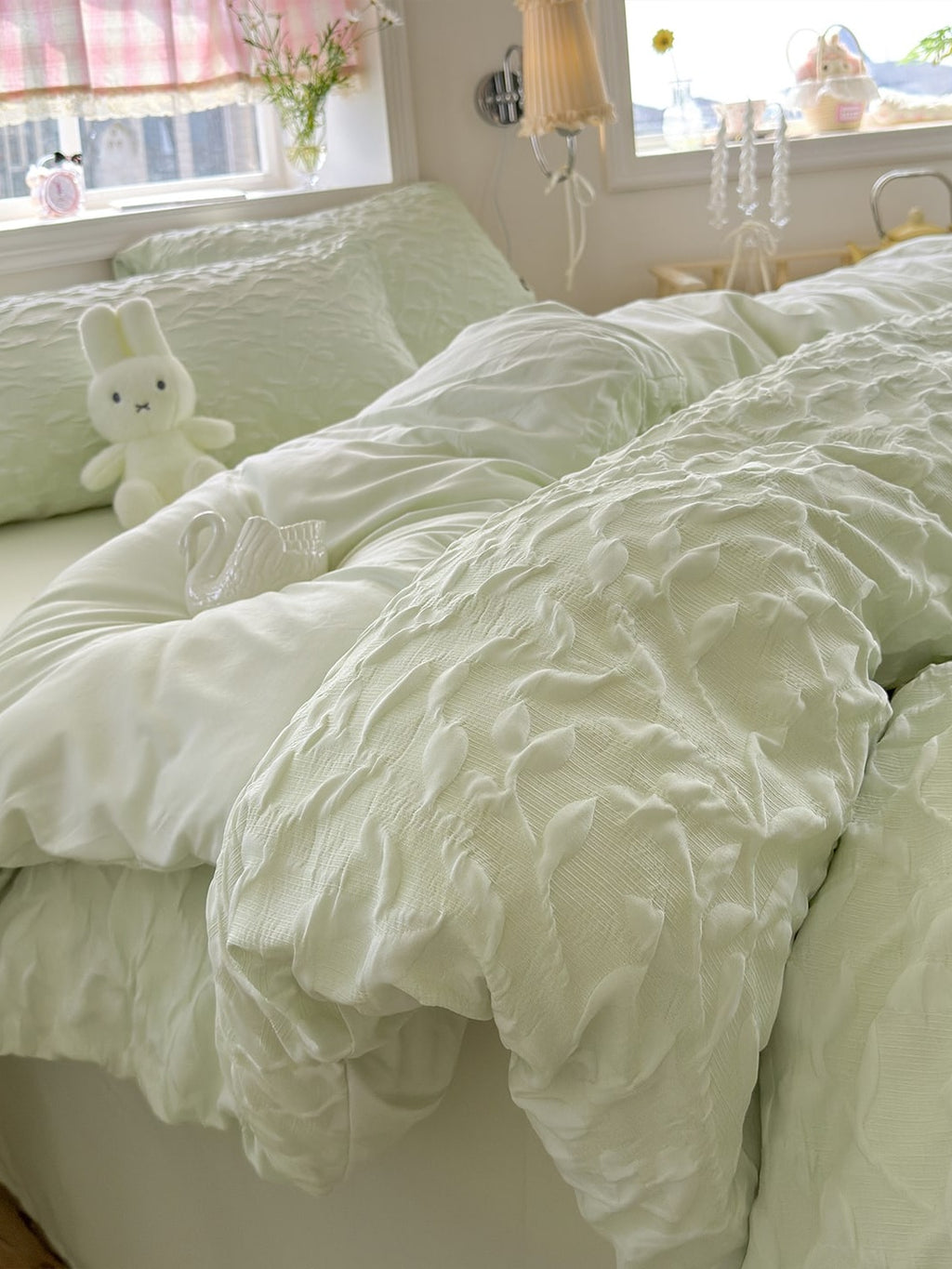 Branch Texture Jacquard Bedding Set original reference image 30