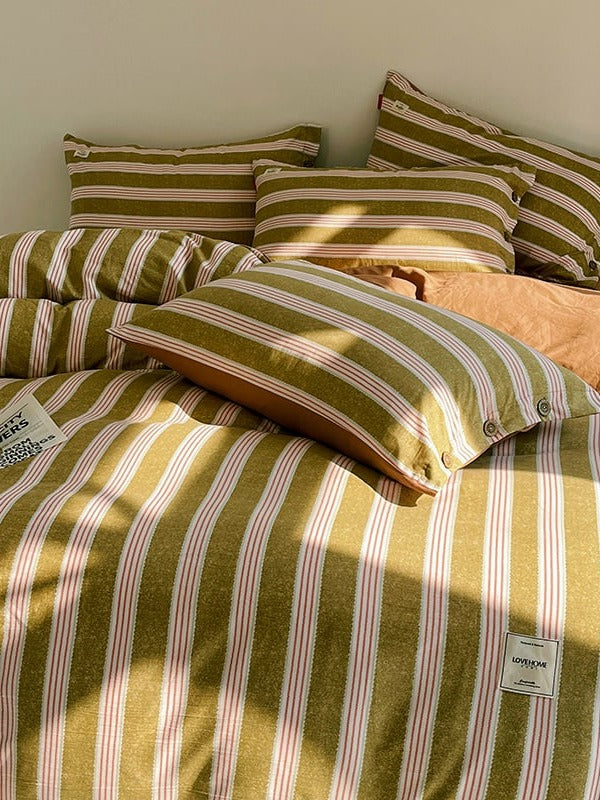 Button Stripe Bedding Set original reference image 15