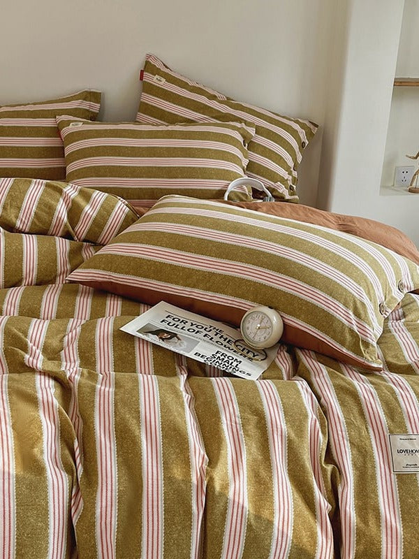 Button Stripe Bedding Set original reference image 17