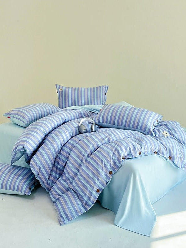 Button Stripe Bedding Set original reference image 19