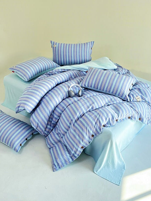 Button Stripe Bedding Set original reference image 20