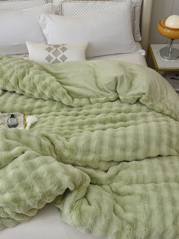 Cloud Grid Faux-Fur Bedding Set original reference image 2