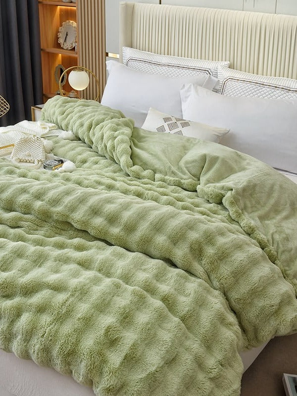 Cloud Grid Faux-Fur Bedding Set original reference image 5