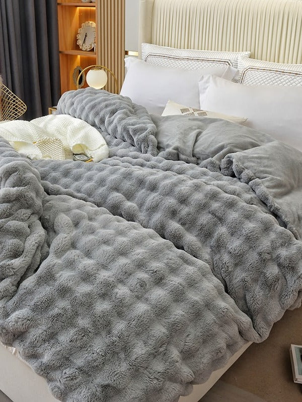 Cloud Grid Faux-Fur Bedding Set original reference image 9