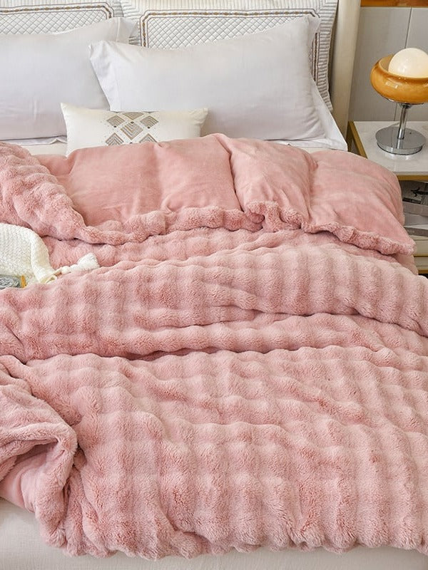 Cloud Grid Faux-Fur Bedding Set original reference image 26