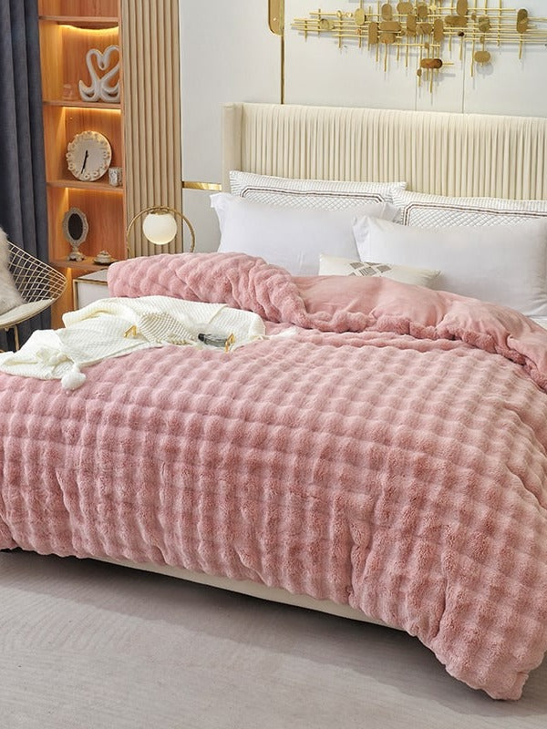 Cloud Grid Faux-Fur Bedding Set original reference image 27