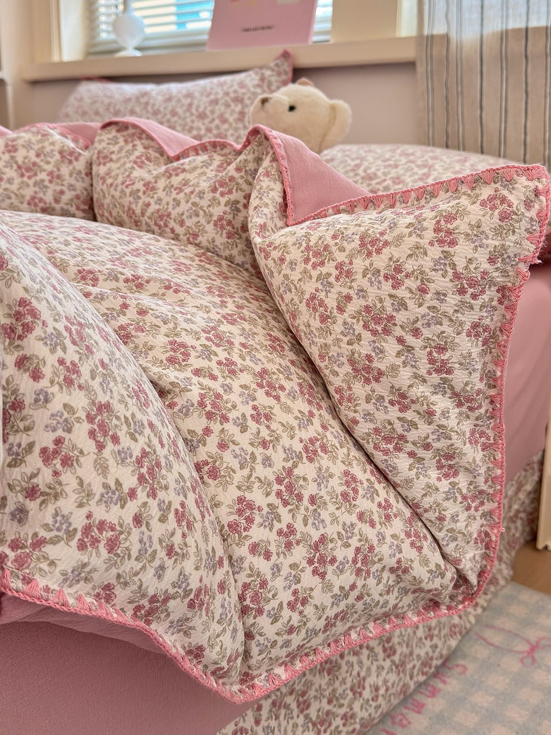 Cloud Puff Printed Bedding Set original reference image 22