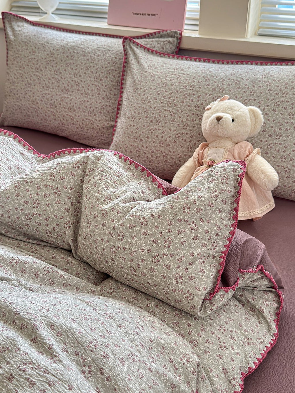 Cloud Puff Printed Bedding Set original reference image 60