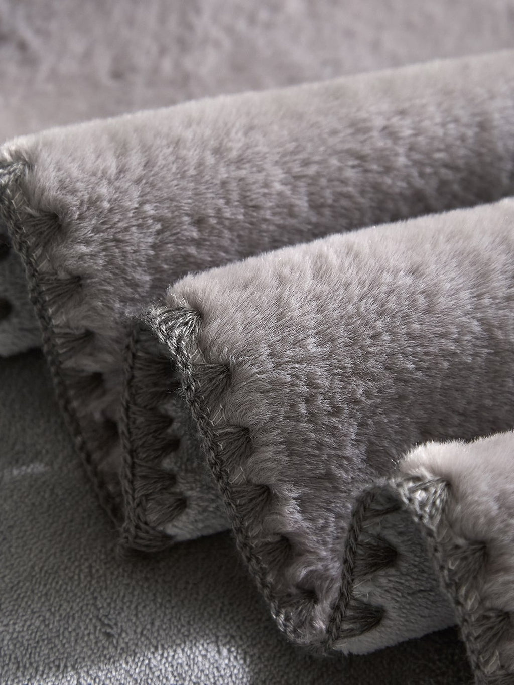 Cloud Rabbit Plush Throw Blanket original reference image 30