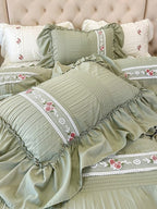 Cottage Lace Seersucker Bedding Set original reference image 1