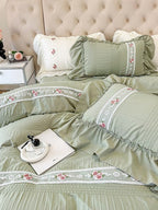 Cottage Lace Seersucker Bedding Set original reference image 2