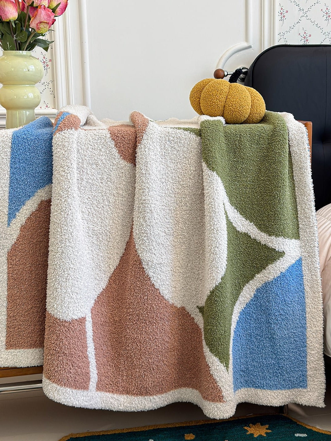Floral Knit Plush Throw Blanket original reference image 8