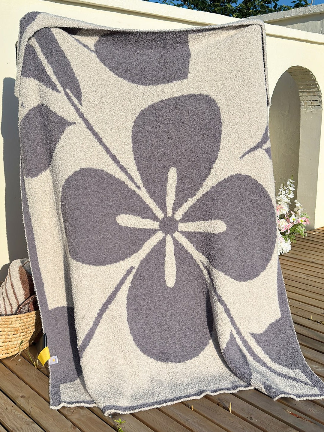 Floral Knit Plush Throw Blanket original reference image 29