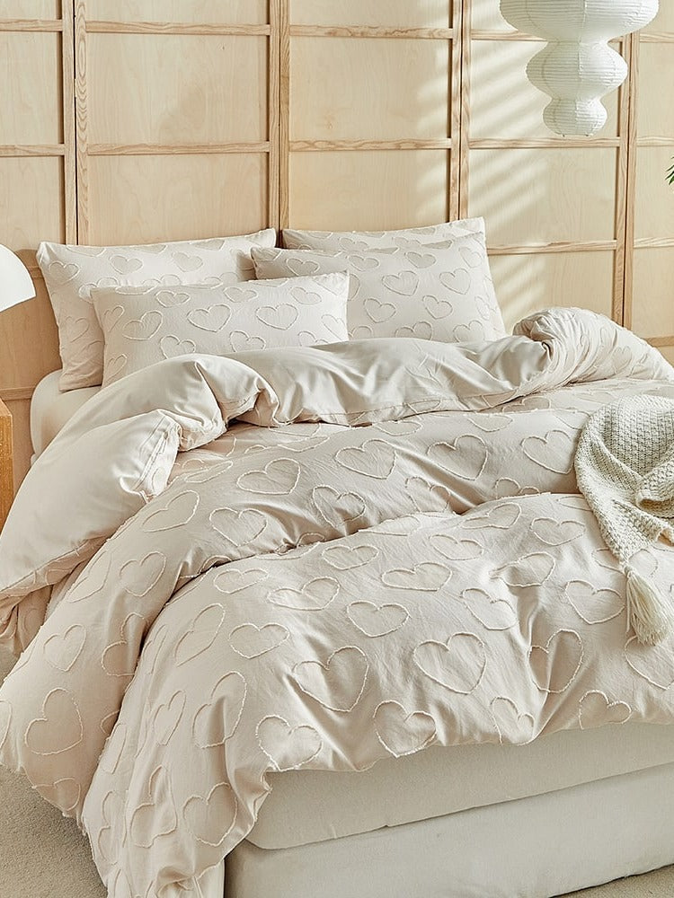 Heartline Clip-Jacquard Bedding Set original reference image 1