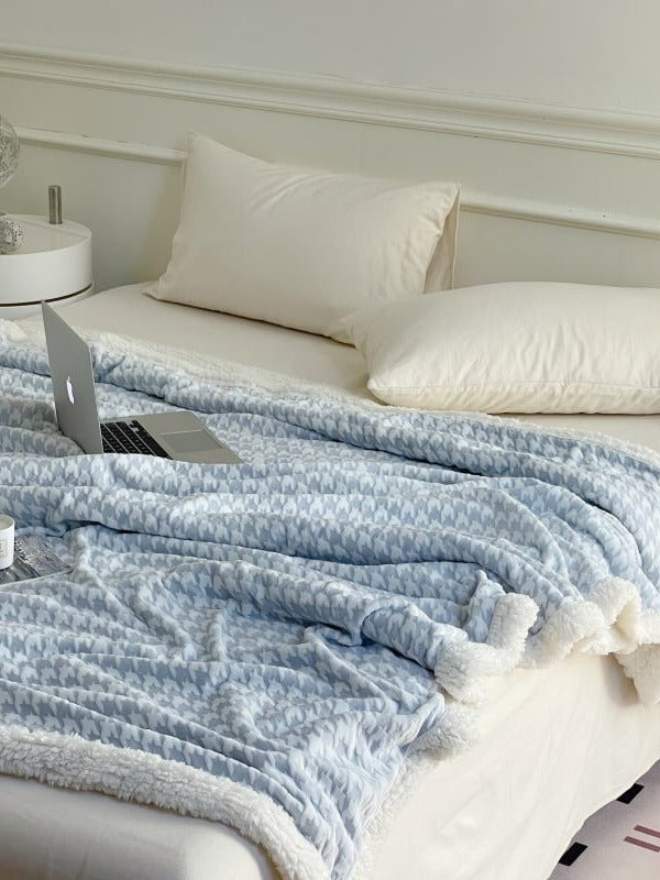 Houndstooth Sherpa Throw Blanket original reference image 14