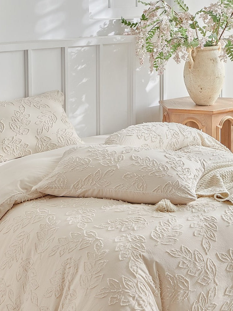 Leafwork Clip-Jacquard Bedding Set original reference image 1