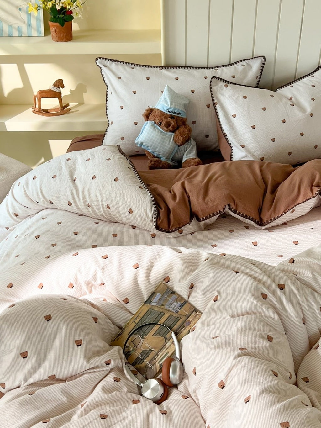 Meadow Embroidered Double-Gauze Duvet Cover Set original reference image 12
