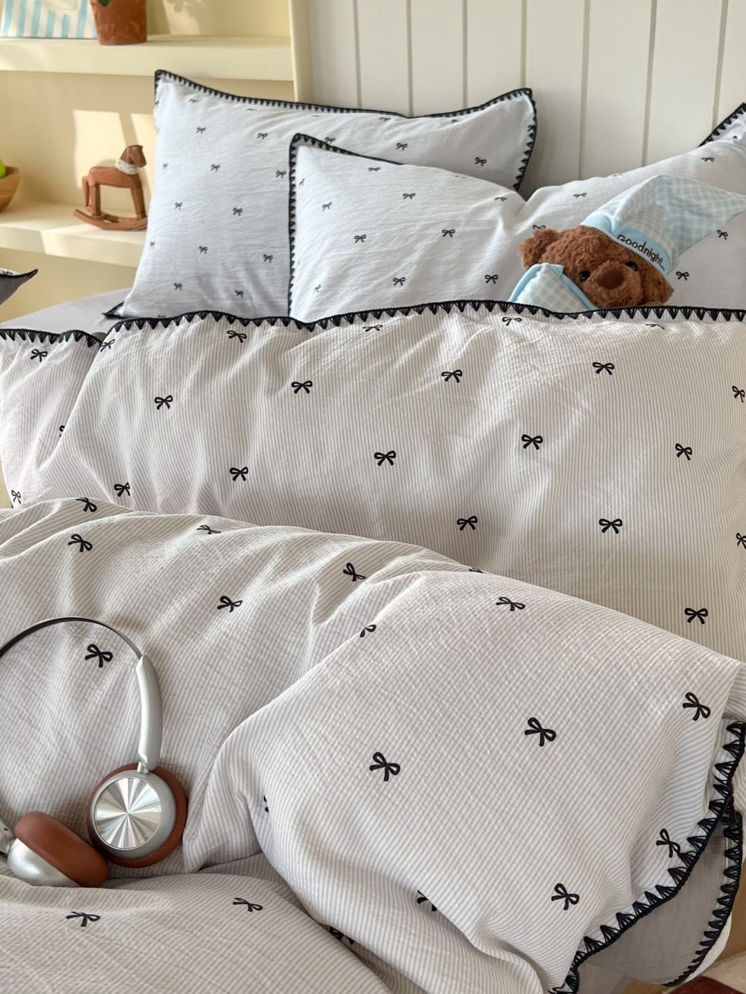 Meadow Embroidered Double-Gauze Duvet Cover Set original reference image 21