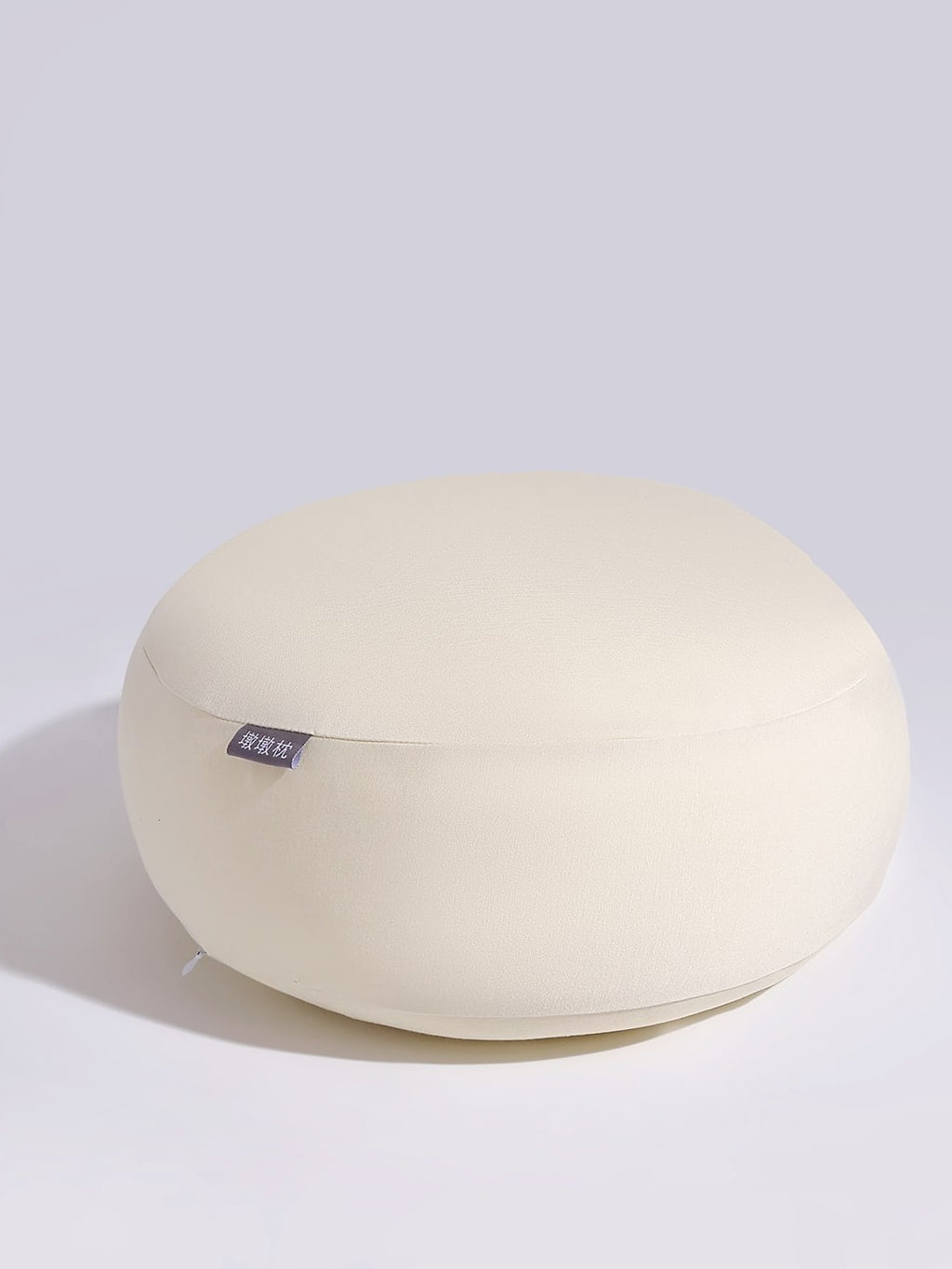 Pebble Round Jersey Cushion original reference image 11