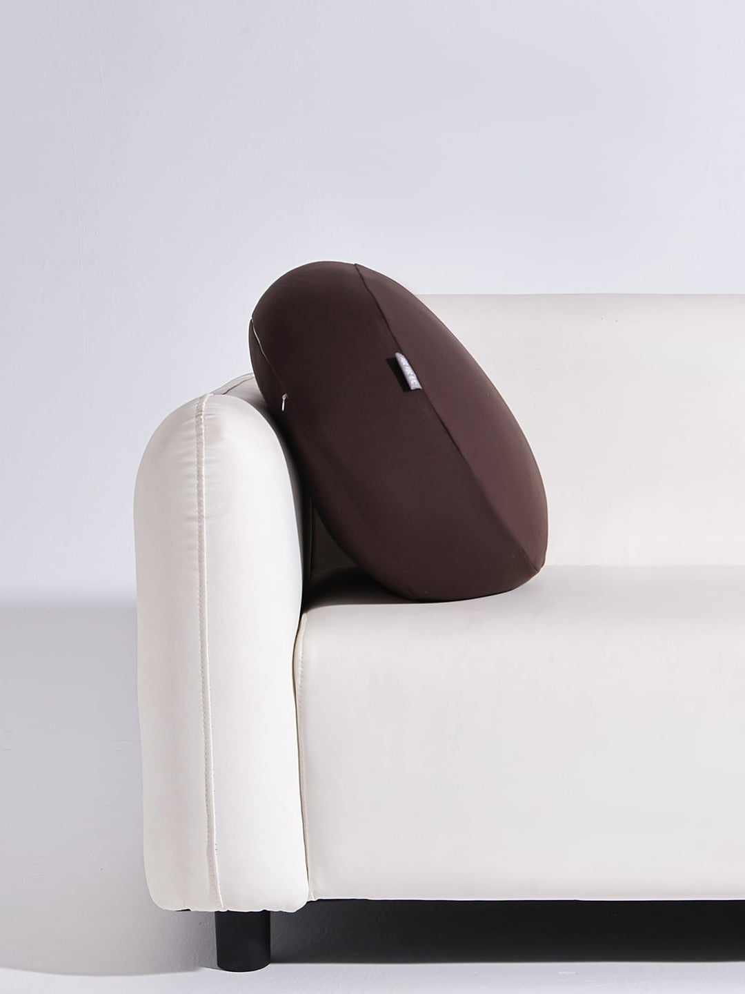 Pebble Round Jersey Cushion original reference image 26