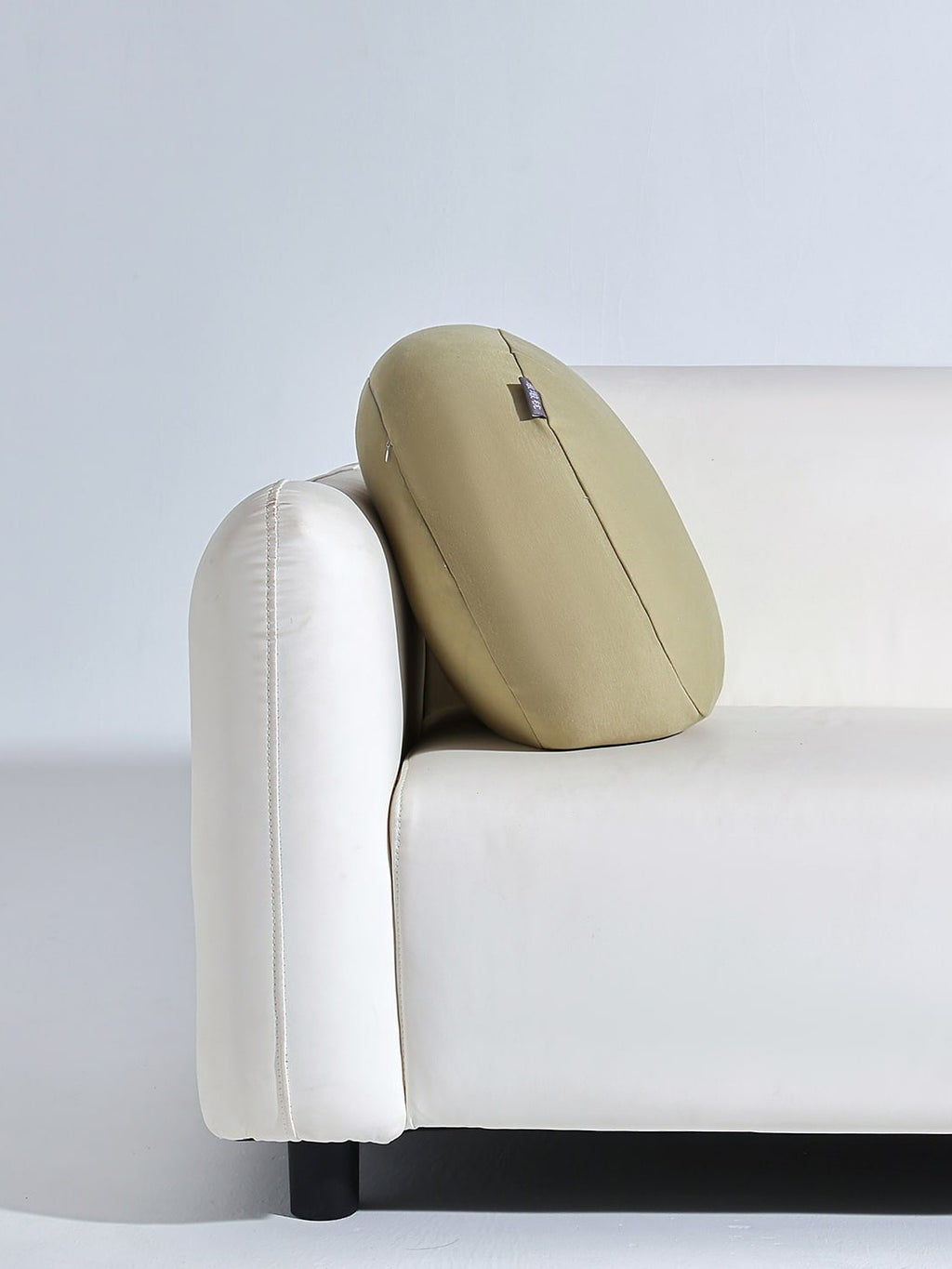 Pebble Round Jersey Cushion original reference image 38