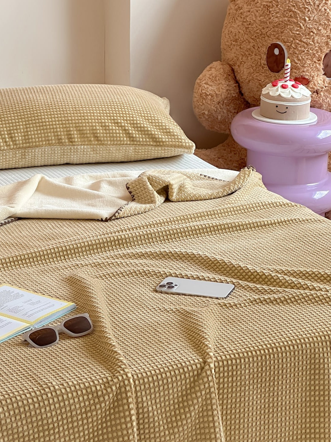 Pineapple Waffle Plush Throw Blanket original reference image 36