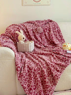 Pom-Pom Leopard Plush Throw Blanket original reference image 3