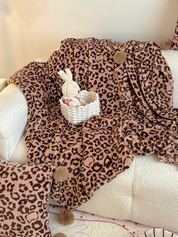 Pom-Pom Leopard Plush Throw Blanket original reference image 11