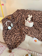 Pom-Pom Leopard Plush Throw Blanket original reference image 13