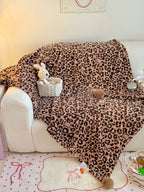 Pom-Pom Leopard Plush Throw Blanket original reference image 15