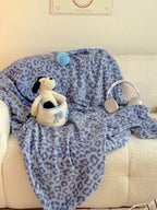 Pom-Pom Leopard Plush Throw Blanket original reference image 19