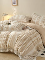 Pom Stripe Tassel Bedding Set original reference image 3