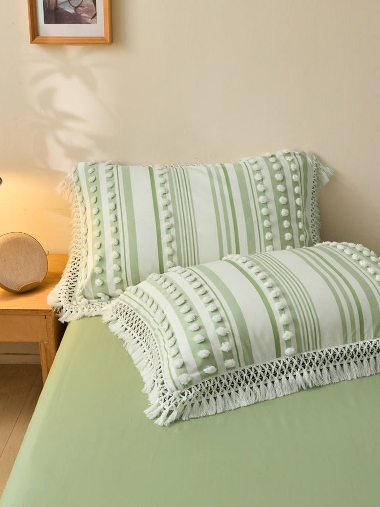 Pom Stripe Tassel Bedding Set original reference image 9