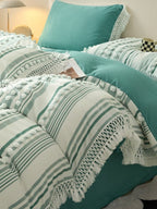 Pom Stripe Tassel Bedding Set original reference image 18