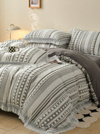 Pom Stripe Tassel Bedding Set original reference image 20
