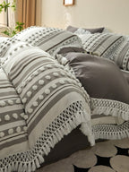 Pom Stripe Tassel Bedding Set original reference image 23