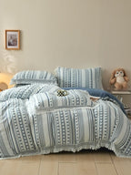 Pom Stripe Tassel Bedding Set original reference image 25