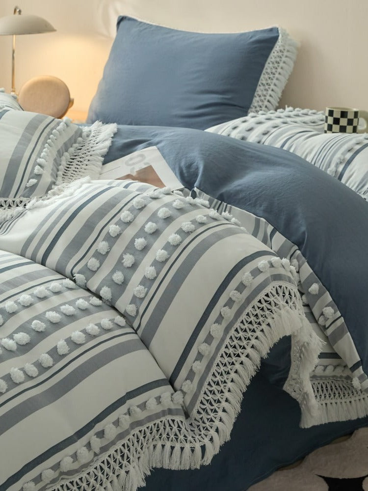 Pom Stripe Tassel Bedding Set original reference image 30