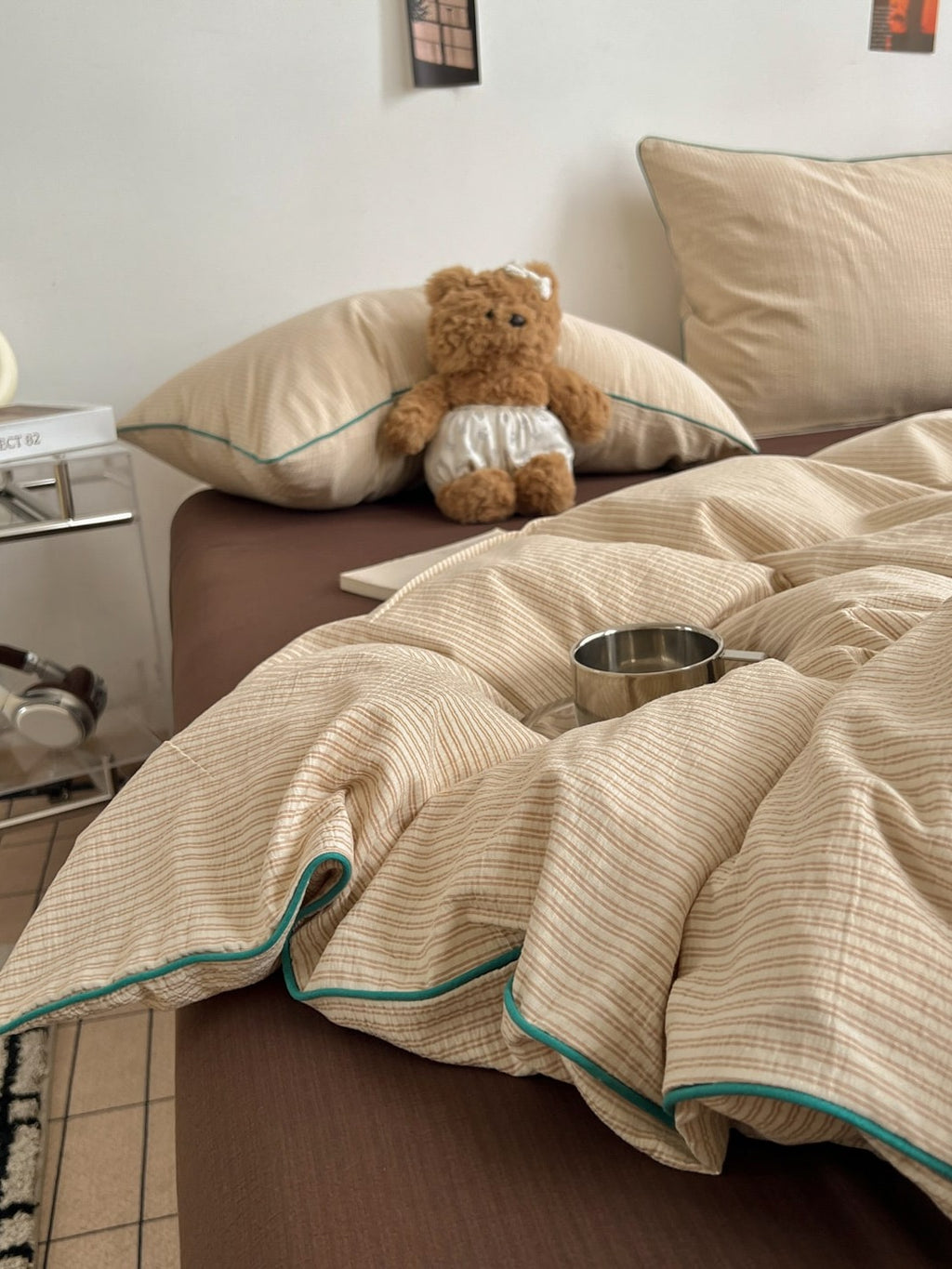Quiet Piping Colorblock Bedding Set original reference image 21