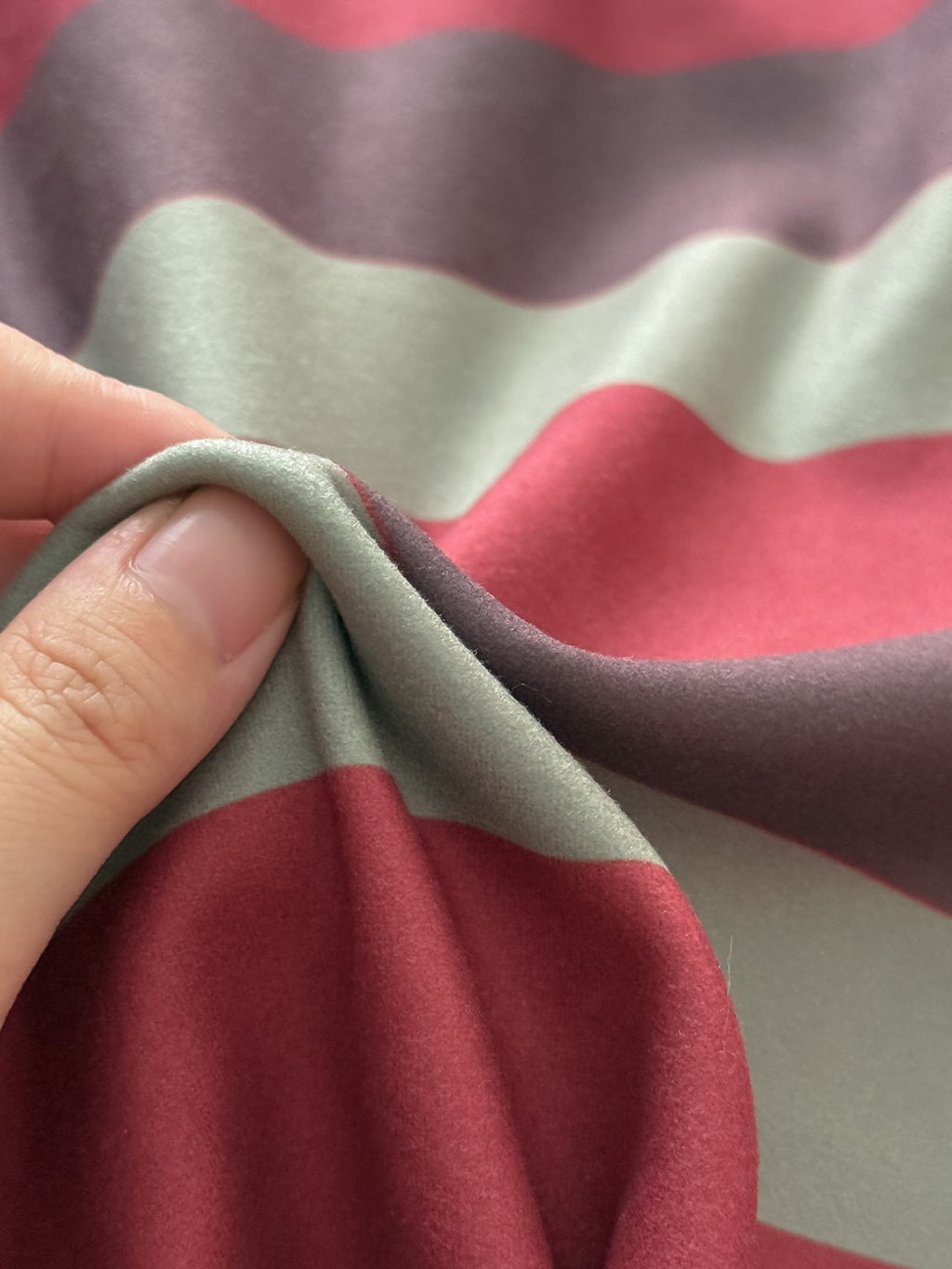 Retro Stripe Thermal Fleece Throw Blanket original reference image 6