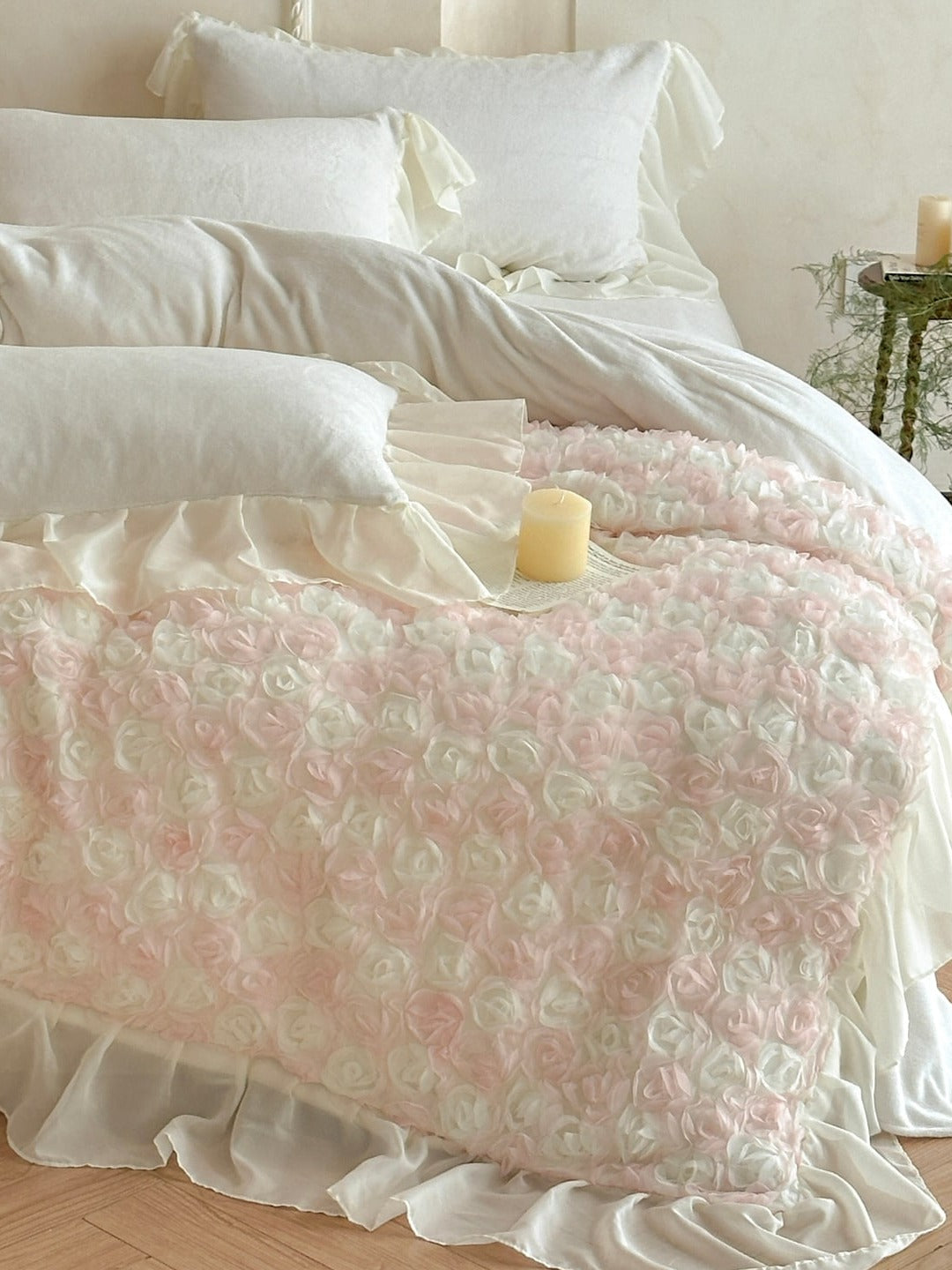 Rose Chiffon Plush Bedding Set original reference image 8