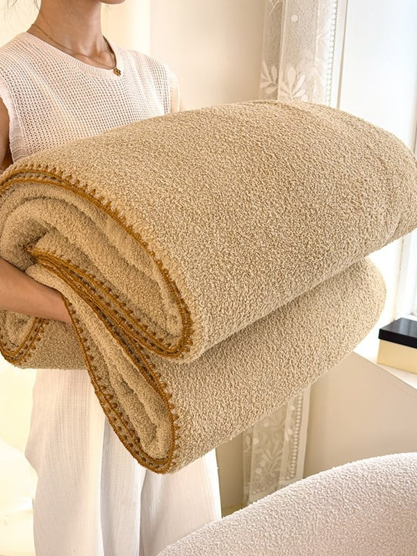 Scallop Edge Sherpa Throw Blanket original reference image 6