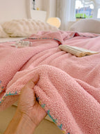 Scallop Edge Sherpa Throw Blanket original reference image 13