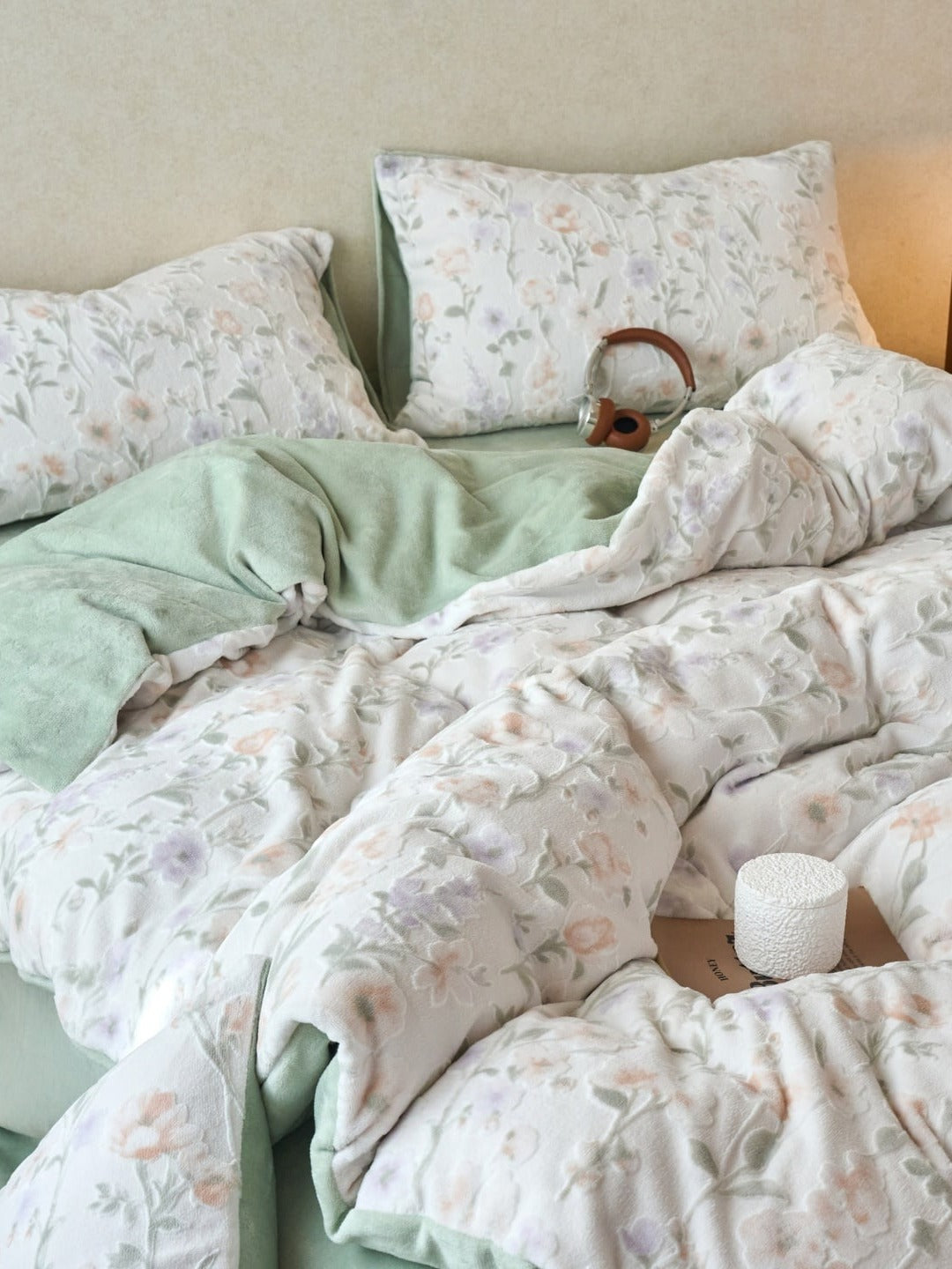 Sculpted Floral Plush Bedding Set original reference image 16