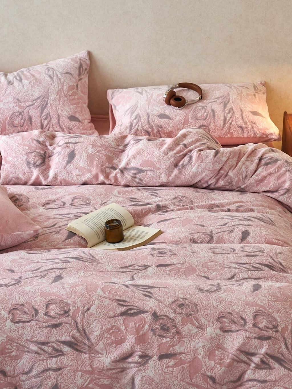 Sculpted Floral Plush Bedding Set original reference image 19