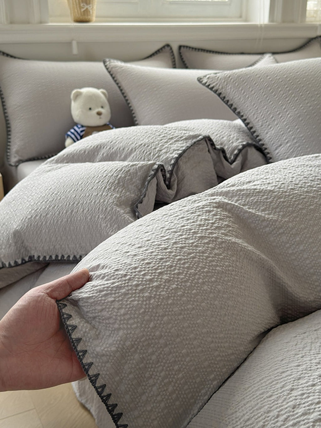 Shell Edge Seersucker Duvet Cover Set original reference image 18