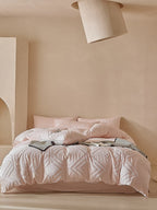 Squareweave Clip-Jacquard Bedding Set original reference image 30