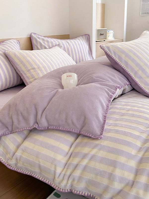 Studio Stripe Plush Bedding Set original reference image 33